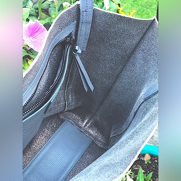 Botkier New York Soho Tote, Magnetic Clasp , Zipper Detail,Gray Leather - Picture 12 of 14